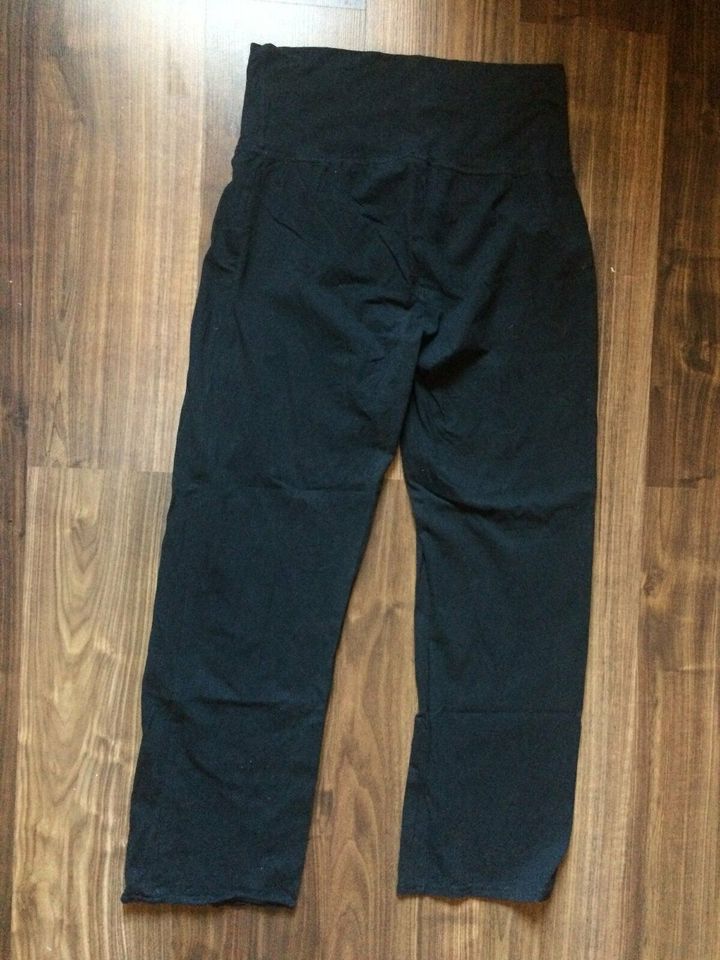 Umstandshose Jogginhose Gr.40, schwarz in Lugau