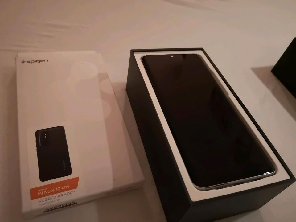 Xiaomi Mi Note 10 Lite - Glacier White - 128GB + 2 Hüllen / NEU! in Sindelfingen