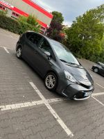 Toyota Prius+ / + 4 Allwetterreifen Geschenk Mitte - Wedding Vorschau