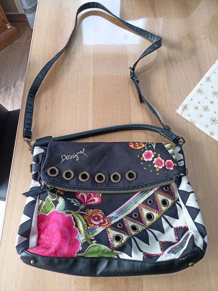 Handtasche Desigual in Haren (Ems)