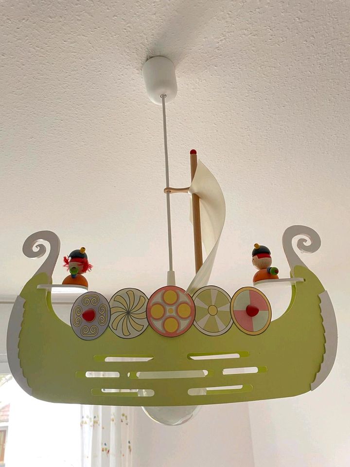 Elobra Kinderzimmerlampe Wickingerschiff in Gießen