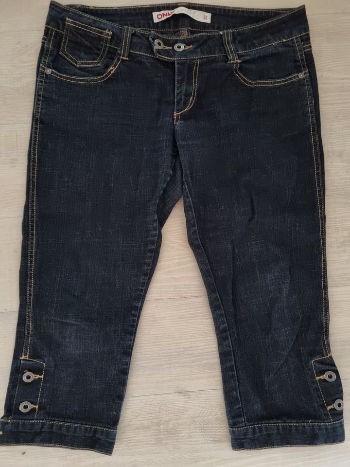 Only Bermuda Jeans,Größe 38/40,blau,BW ca. 40 cm in Warendorf