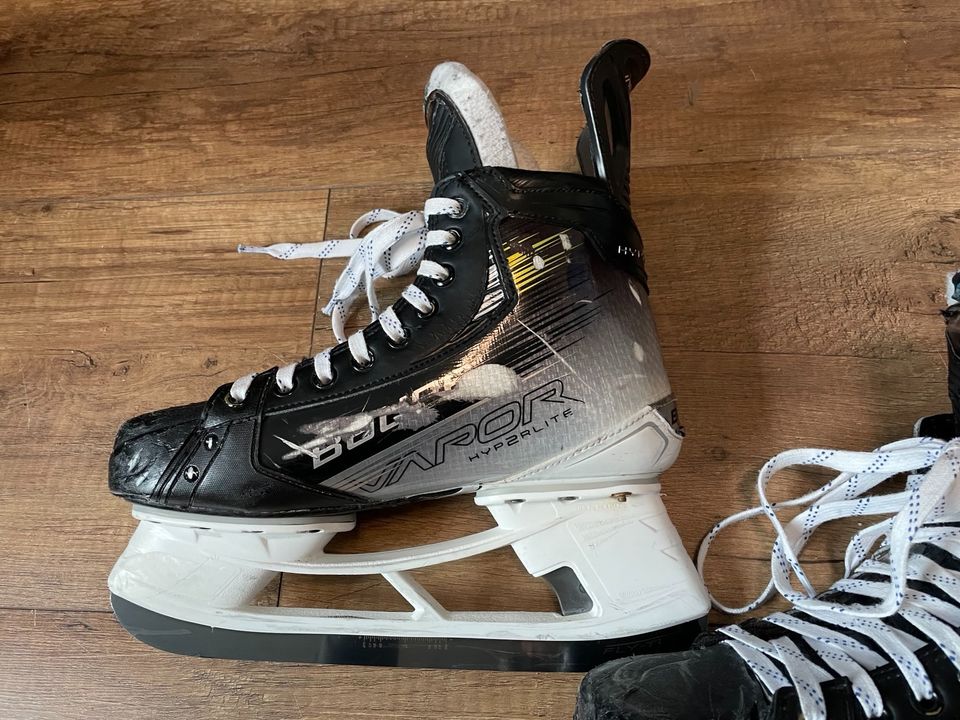 Bauer Hyp2rlite Eishockey Schlittschuhe 43 D in Lampertheim