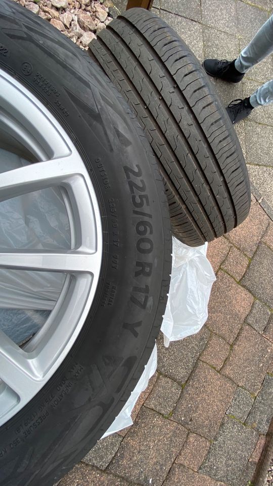 Sommerradsatz: original Audi A6, 7,5Jx17, Reifen 225/60 R 17 99Y in Ratingen