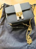 Kleine Tasche von Tommy Hilfiger Thüringen - Münchenbernsdorf Vorschau