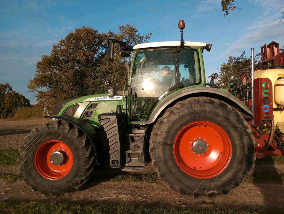 Suche Frontlader Schlepper IHC , Deutz, Same, MF, Fendt, Ford usw in Schweringen