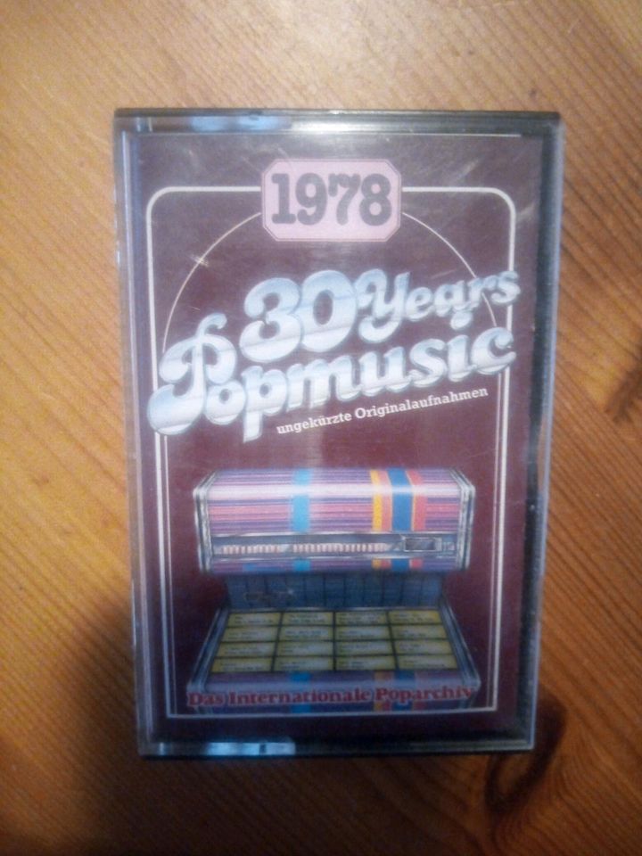 30 years Popmusik  Kassetten Liste z.b.1957,1961,1962,1967 in Troisdorf
