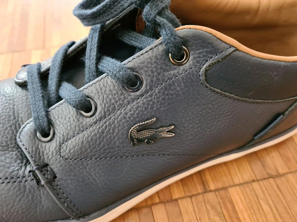 Lacoste Leder Schuhe Sneakers ortholite 42 wie NEU in Ebermannstadt