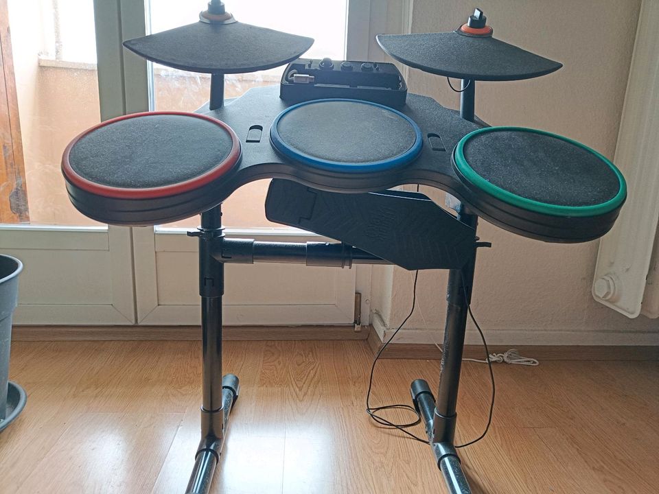 Guitar Hero Wii Drums Kit - midi Drum Controller in Düsseldorf