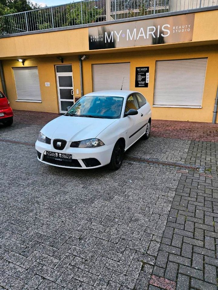 Seat Ibiza top Zustand TÜV neu in Krefeld