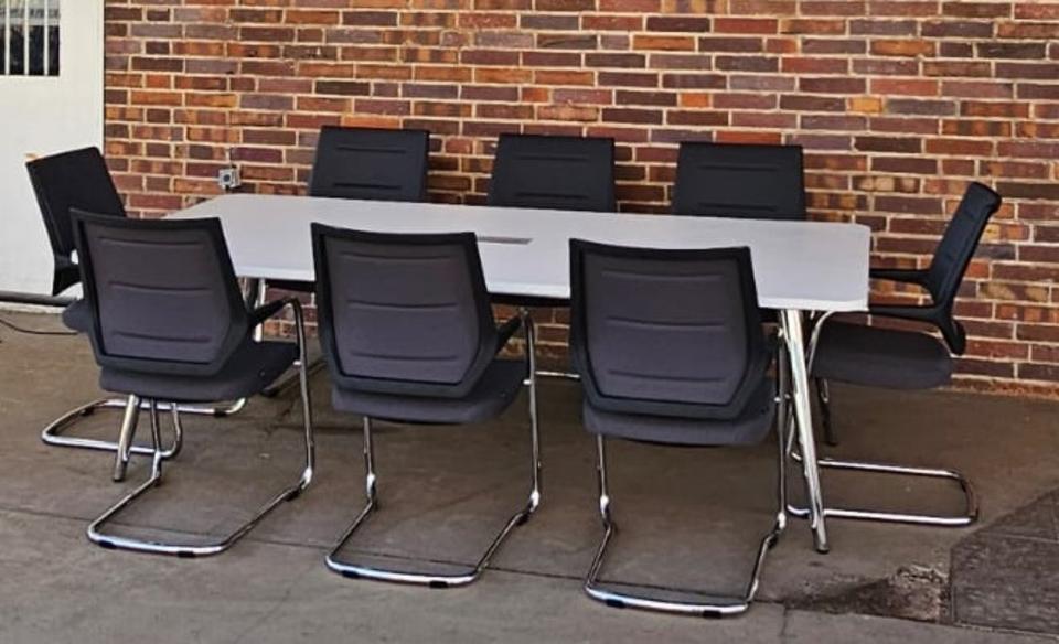 Konferenztisch SEDUS mastermind 240x120 cm Büro Besprechung in Berlin