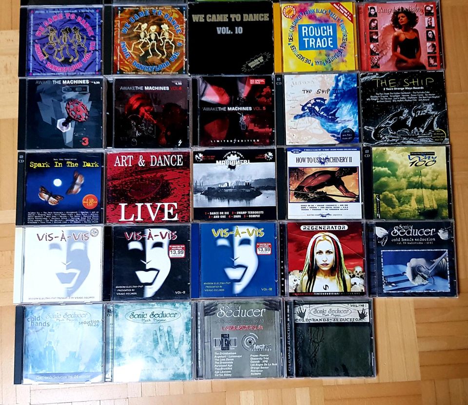 CD Sammlung - Indie/ Wave/ Industrial/ Gothic/ EBM in Dortmund