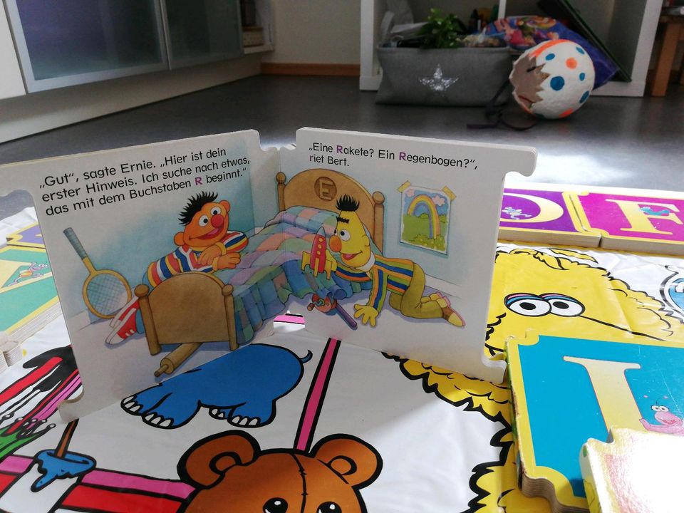 Sesamstraße Buch/Puzzle - >Rarität!!! in Ebermannsdorf