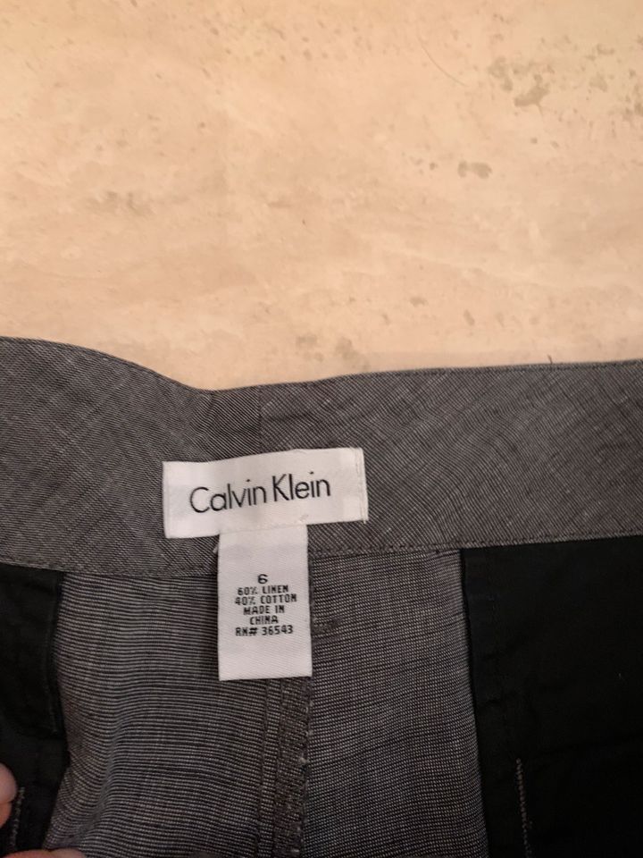 Calvin Klein Shorts  Größe 6 in Schmitten