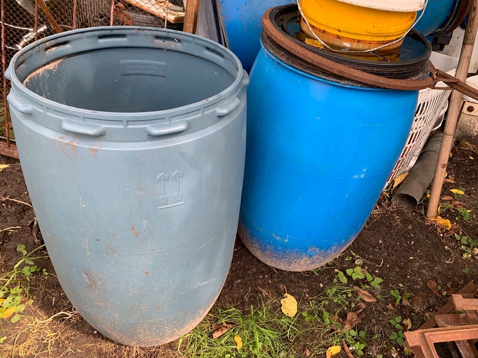 Wassertonne Futtertonne Wasserbehälter Regenwasser ca.200 Liter in Neuenhaus