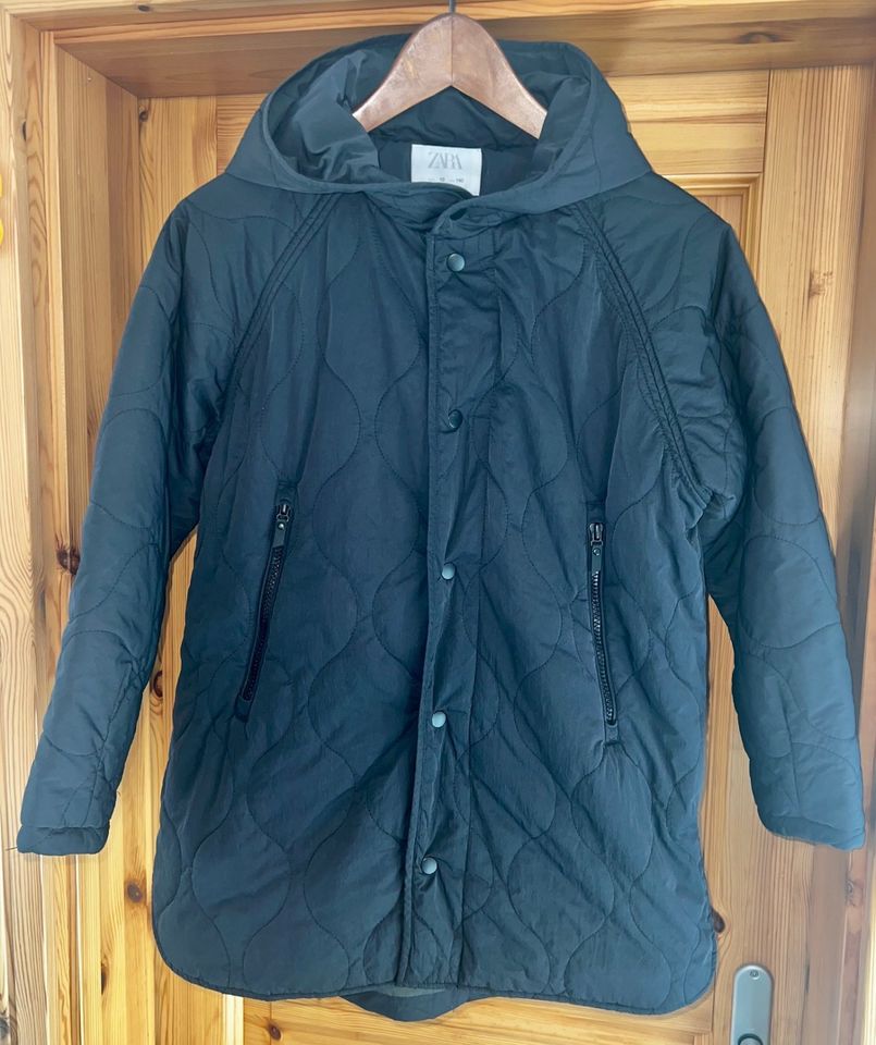 Zara Parka, Gr. 140, schwarz, wie neu in Berlin