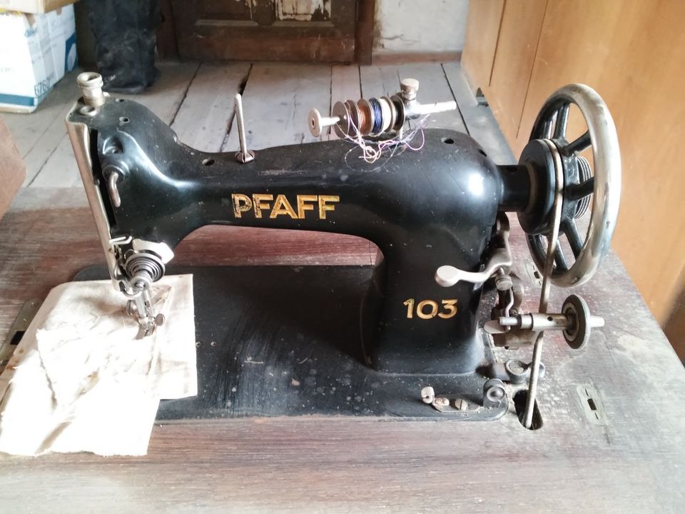 Nähmaschine Pfaff 103-2041 von 1930, gebraucht, Dachbodenfund in Coburg