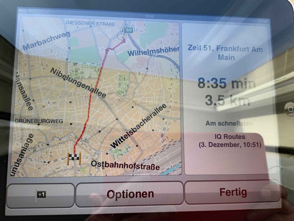 Apple iPad A1219 9,7'' 32GB WiFi TomTom EU in Frankfurt am Main