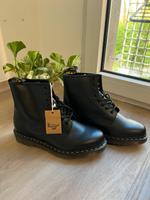 Nagelneue Dr. Martens Stiefel – Größe 44 (EU) – Schwarz Bayern - Erlangen Vorschau