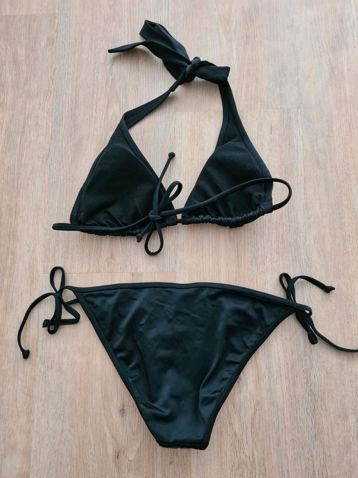 H&M Bikini S 36 schwarz Glitzer Paietten Triangel BH Badehose in Bergisch Gladbach