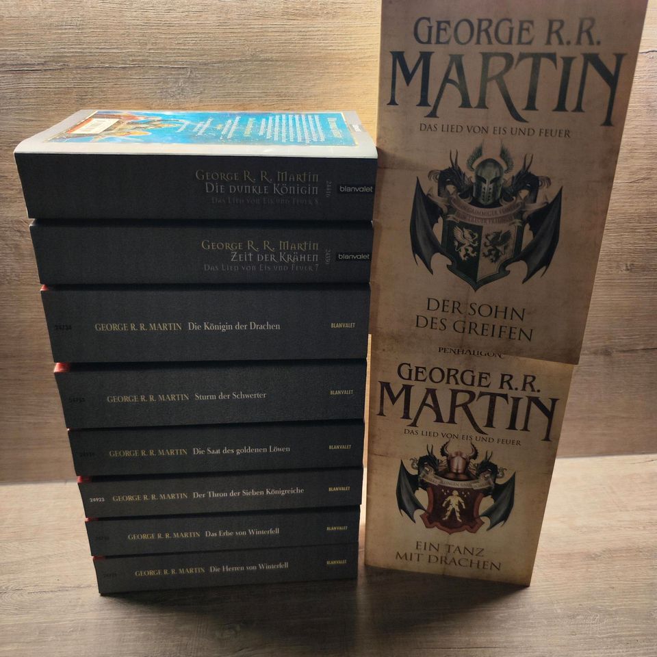 Tausche Game of Thrones Bücher gegen irgendwas George R.R. Martin in Berlin
