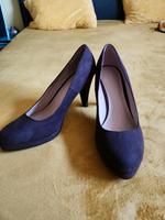 braune Pumps, High Heels, in Größe 39, NEU Hessen - Ober-Mörlen Vorschau