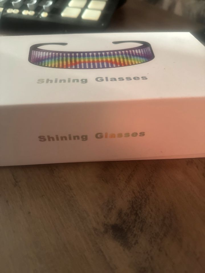 LED Brille Shining Glasses  neue in Düsseldorf