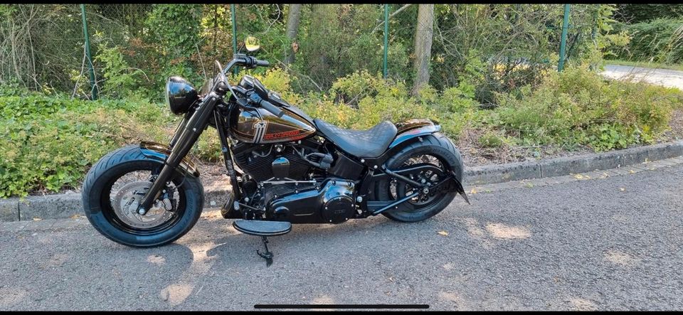 Harley Davidson Softail Slim 103cui / MCJ / LED / Tausch /Fatboy in Bad Wildbad