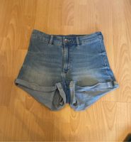Jeans Short blau Gr.36 H&M          (177x) Hessen - Hattersheim am Main Vorschau