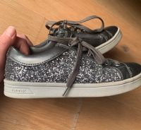 Geox Halbschuhe Glitzer Silber * Gr 35 Baden-Württemberg - Mössingen Vorschau