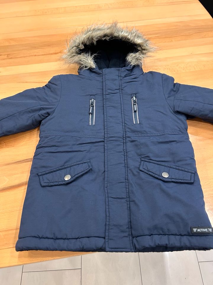 Winterjacke von Topolino in 104 in dunkel blau für Jungs in Herne