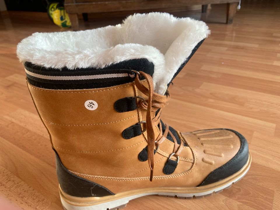 Winter Boots neu ! in Neu-Anspach