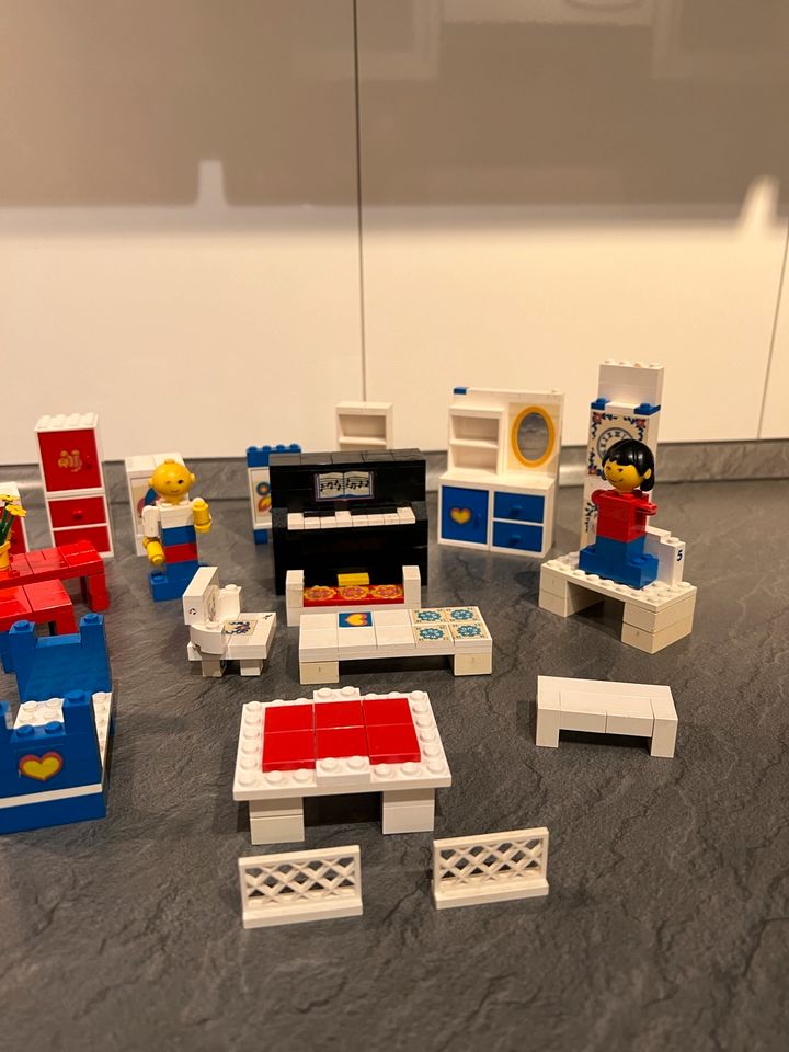LEGO Möbel in Ditzingen