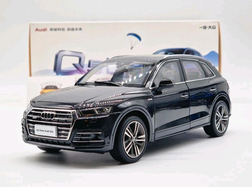 1:18 Audi Q5 2018 Paudi Modellauto Schwarz in Delmenhorst