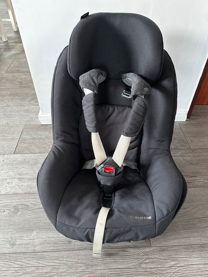 Maxi Cosi Pearl 9-18 kg in Neuenkirchen