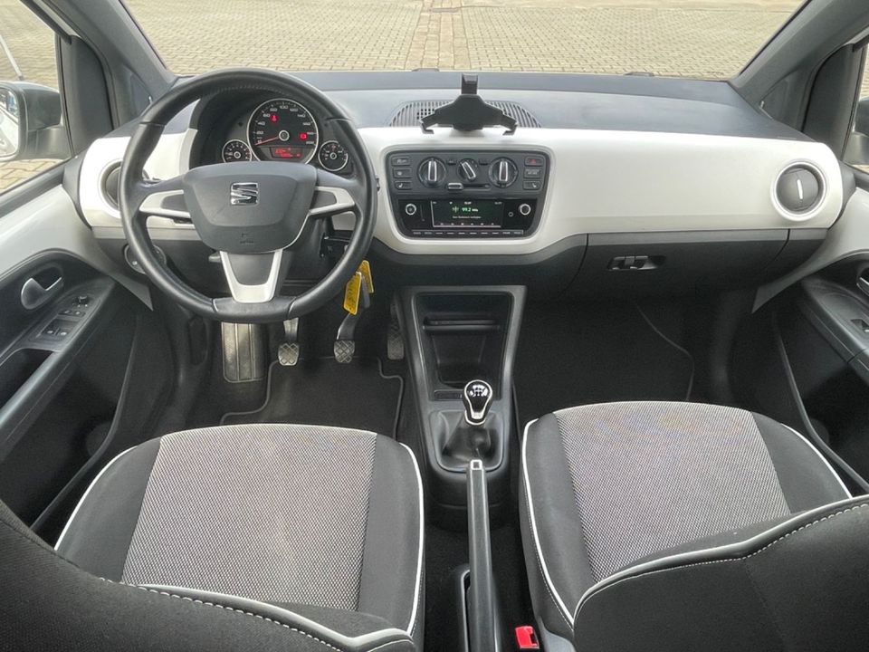 Seat Mii Chic*PDC*KLIMA*SHZG*TEMPO*EFH in Kerpen