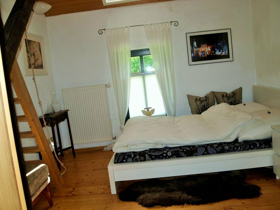 Forsthaus b. Bln, Alleinlage, Terrasse, Sauna, Wandern ab Haus in Garzau-Garzin