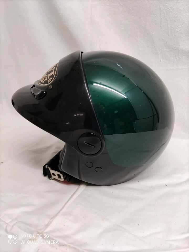 Helm Jet Helm grün/schwarz Größe 53-55, unfallfrei in Hann. Münden