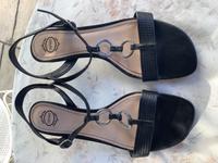 Tolle ESPRIT Sandalen NEU Schwarz Gr.40 Leder signiert überall München - Sendling-Westpark Vorschau