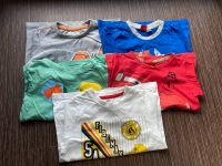 3 T-Shirts in 98/104 + 2 T-Shirts in 104 Niedersachsen - Adelheidsdorf Vorschau