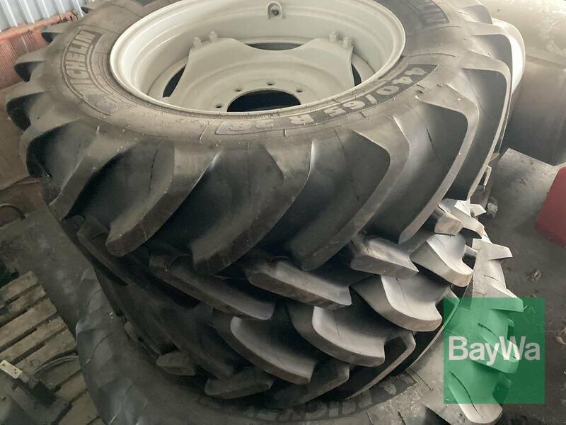 Valtra 540/65 R38, 440/65 R28MICHELIN Reifen in Kißlegg