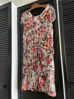 Stufenkleid Gerry Weber 42/44 Hessen - Oestrich-Winkel Vorschau