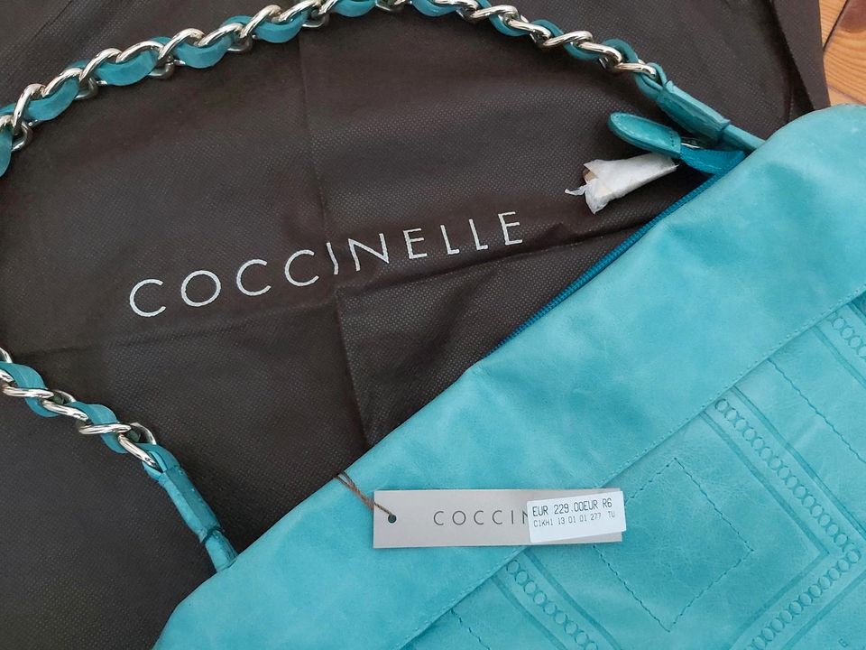 Neu: COCCINELLE Handtasche Schultertasche in Berlin