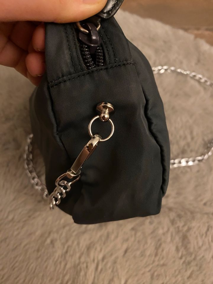 Prada Bag Baguette mini wallet on Chain cleo in Weilheim