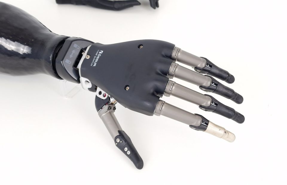 Össur i-Limb Quantum 2021 Handprothese links Prothese Prothetik in Paderborn