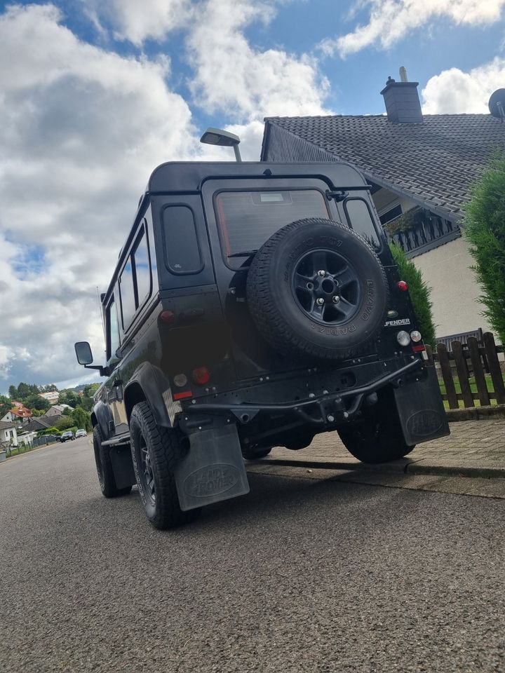 Landrover Defender 90E in Merzig