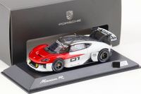 Porsche MISSION R #01 Limited Edition Modellauto 1:43 mit Vitrine Hessen - Driedorf Vorschau