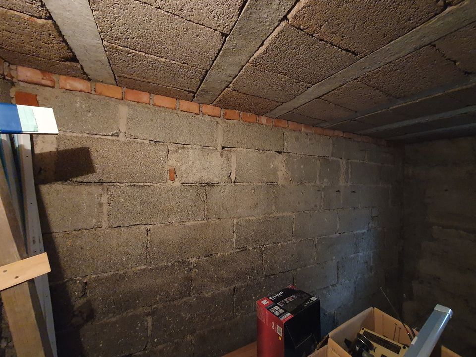 Verputzer für einen Kellerraum Altbau in Karlstadt