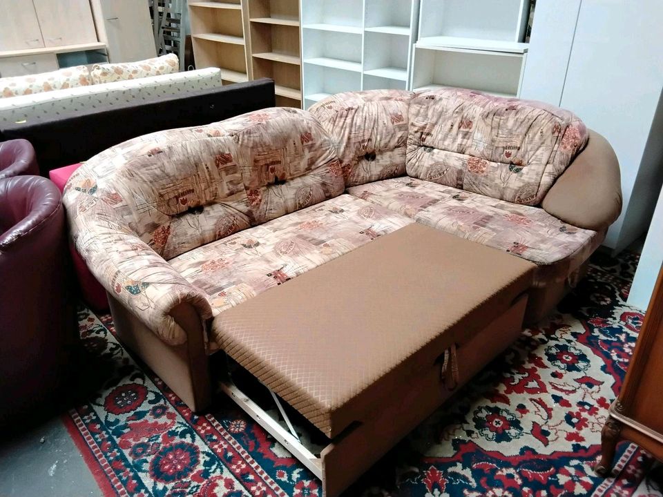 Sitzgarnitur Sofa Couch mit Liege- und Schlaffunktion Bettkasten in Pirna