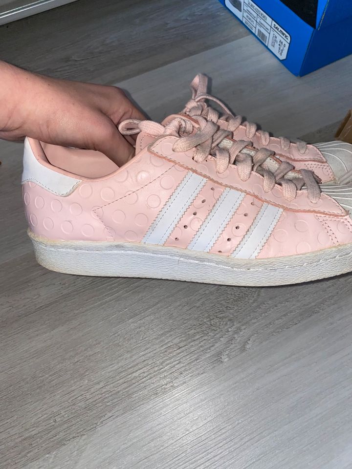 Adidas Superstars rose echtleder in Rheinfelden (Baden)